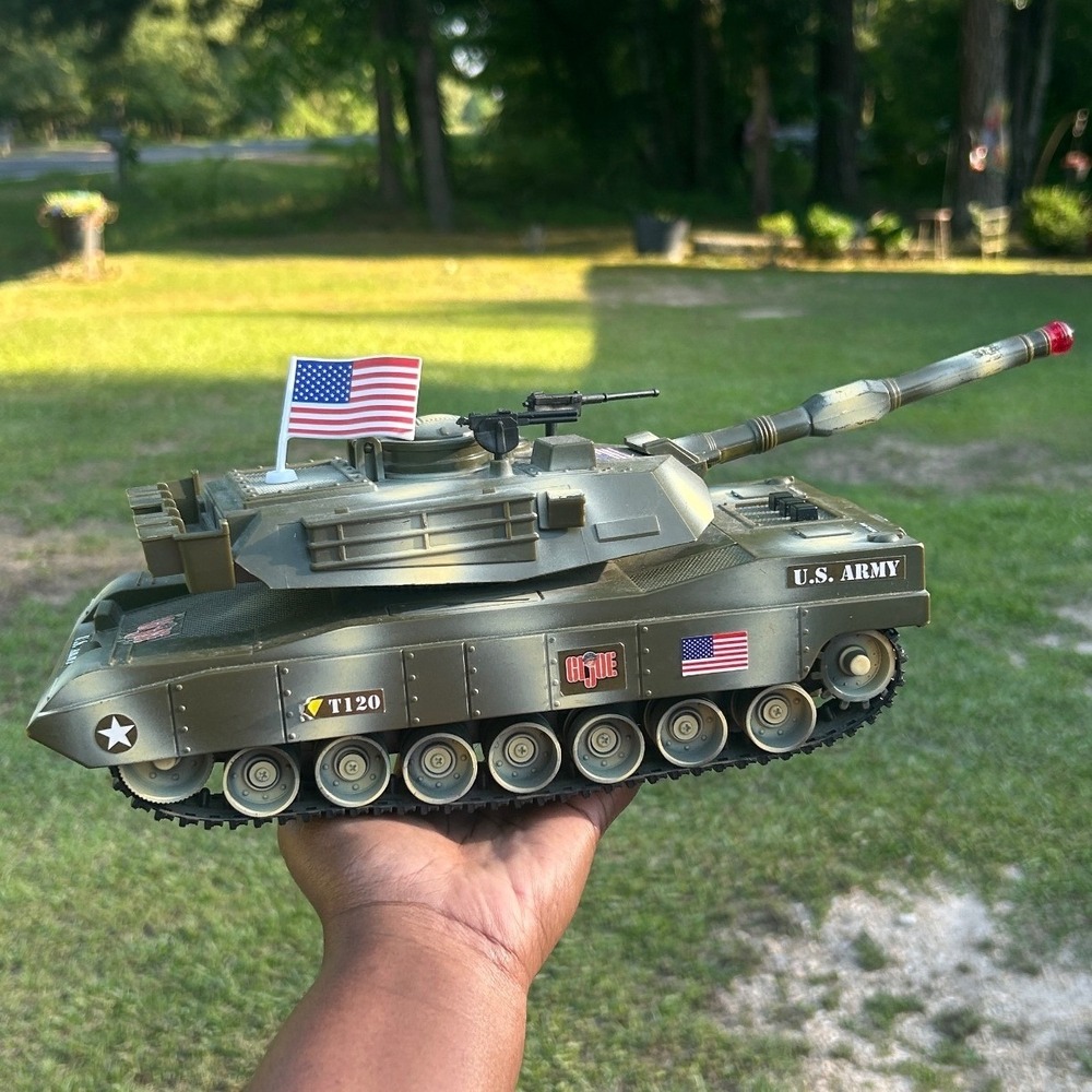 G.I. Joe Hasbro US Army T120 Tank Toy Green Plastic 2001 Battery Op Tested works